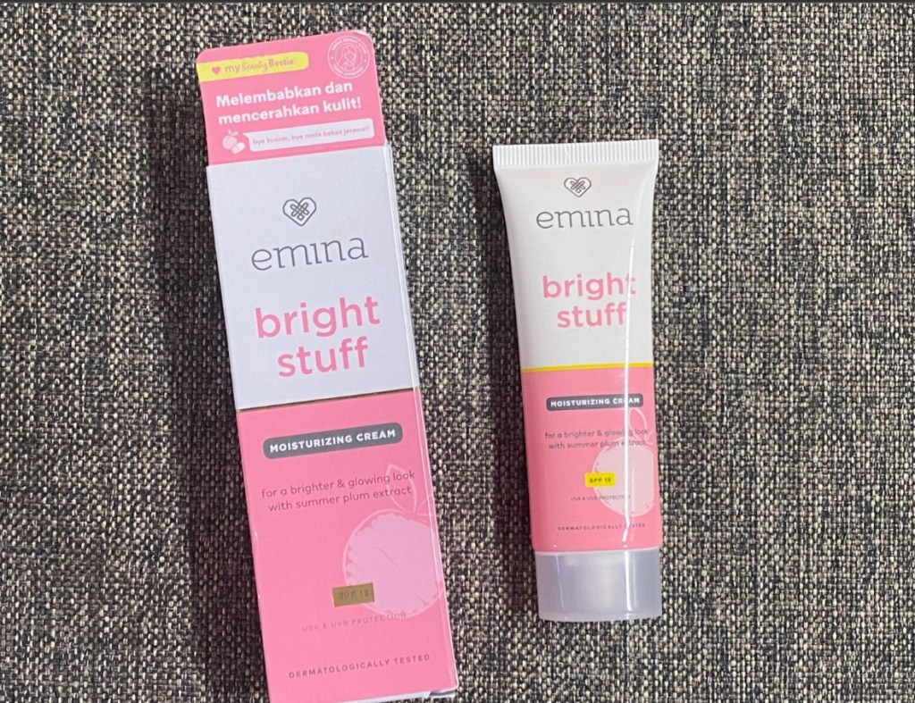 Rekomendasi Facial Wash untuk Kulit&nbsp;Berjerawat